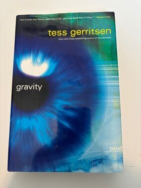 Gravity by Tess Gerritsen (hardcover book)